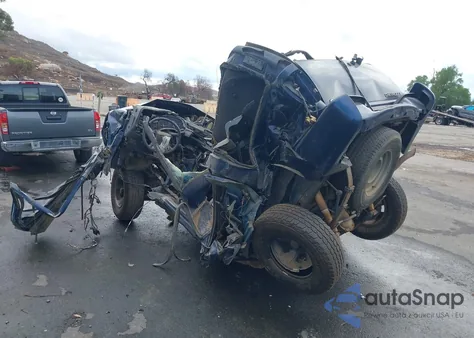 2002 Chevrolet Blazer Ls from USA, damaged, VIN 1GNCS13W72K212633